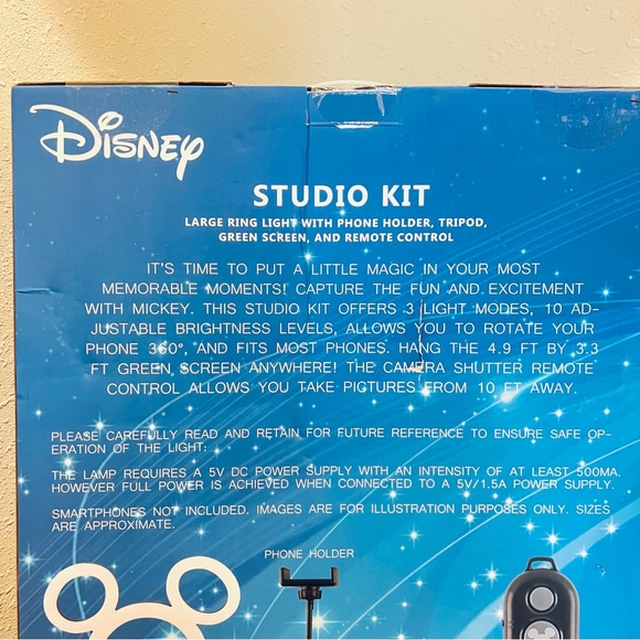 Disney Mikey Large Ring Studio Kit With Green Screen/NEW - Picture 4 of 6